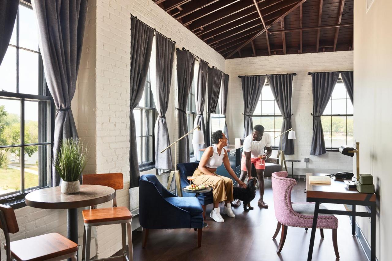The Confluence Hotel Hastings Ngoại thất bức ảnh