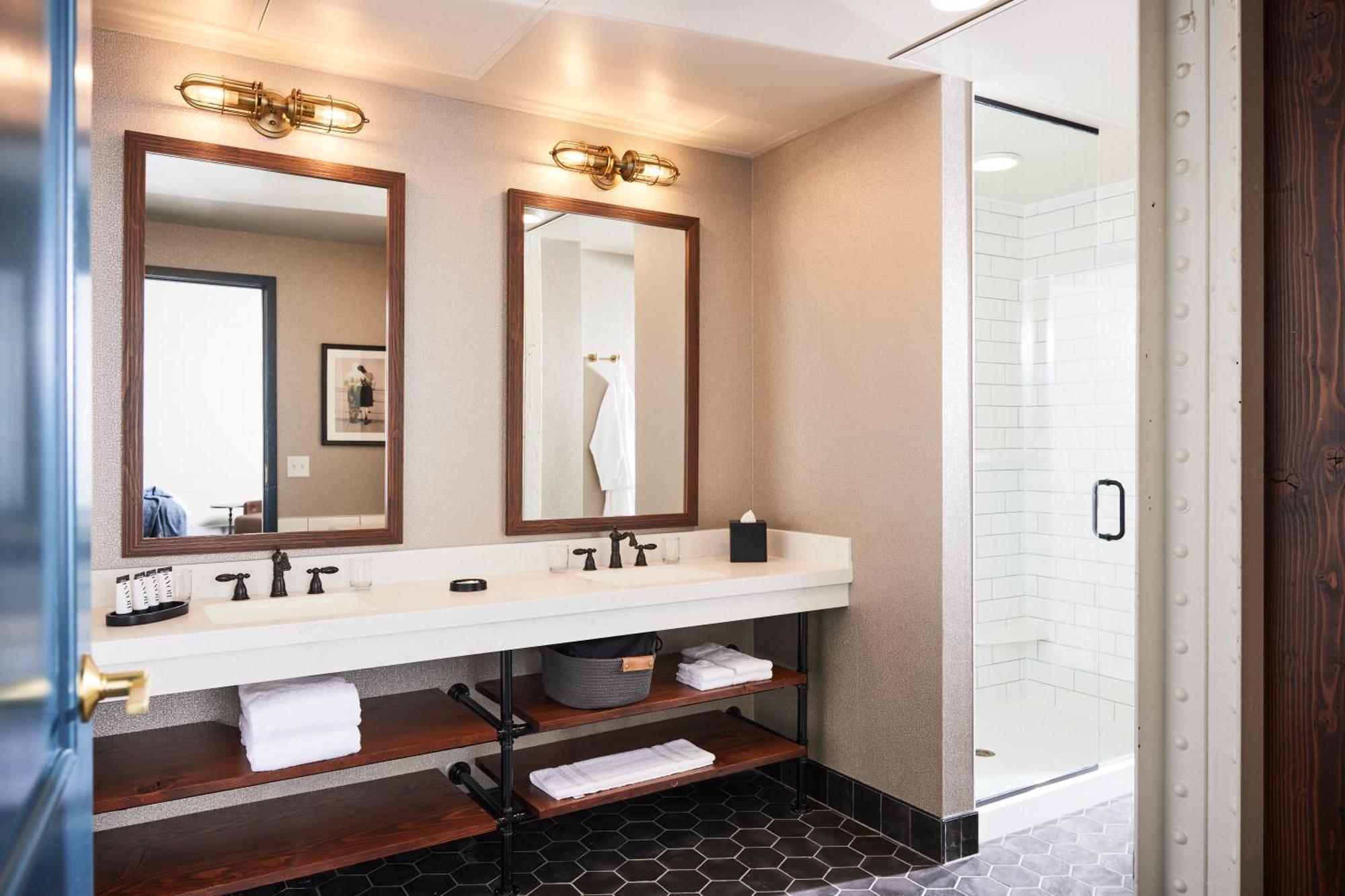 The Confluence Hotel Hastings Ngoại thất bức ảnh
